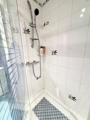 Dusche, Haartrockner