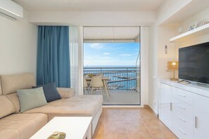 Smart TV - Frente al Mar: Terraza, Altura y Playa a 1 min (Palamos)