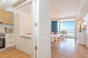 Interior - Frente al Mar: Terraza, Altura y Playa a 1 min (Palamos)