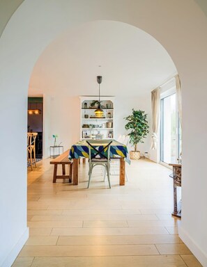 Dining - Maison raffinée au calme entre mer et campagne (Fouesnant)