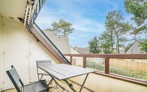 Outdoor dining - Vacances à pied studio charmant à 1min des plages (Carnac)