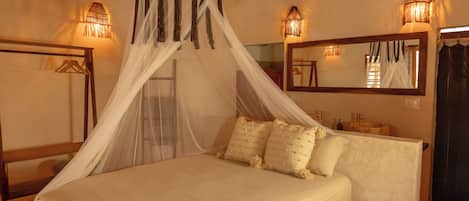 4 bedrooms, WiFi, bed sheets