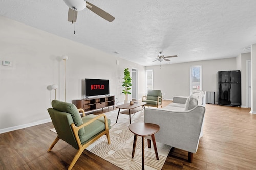 Spacious•2Br•2Baths•Business Travelers Welcome