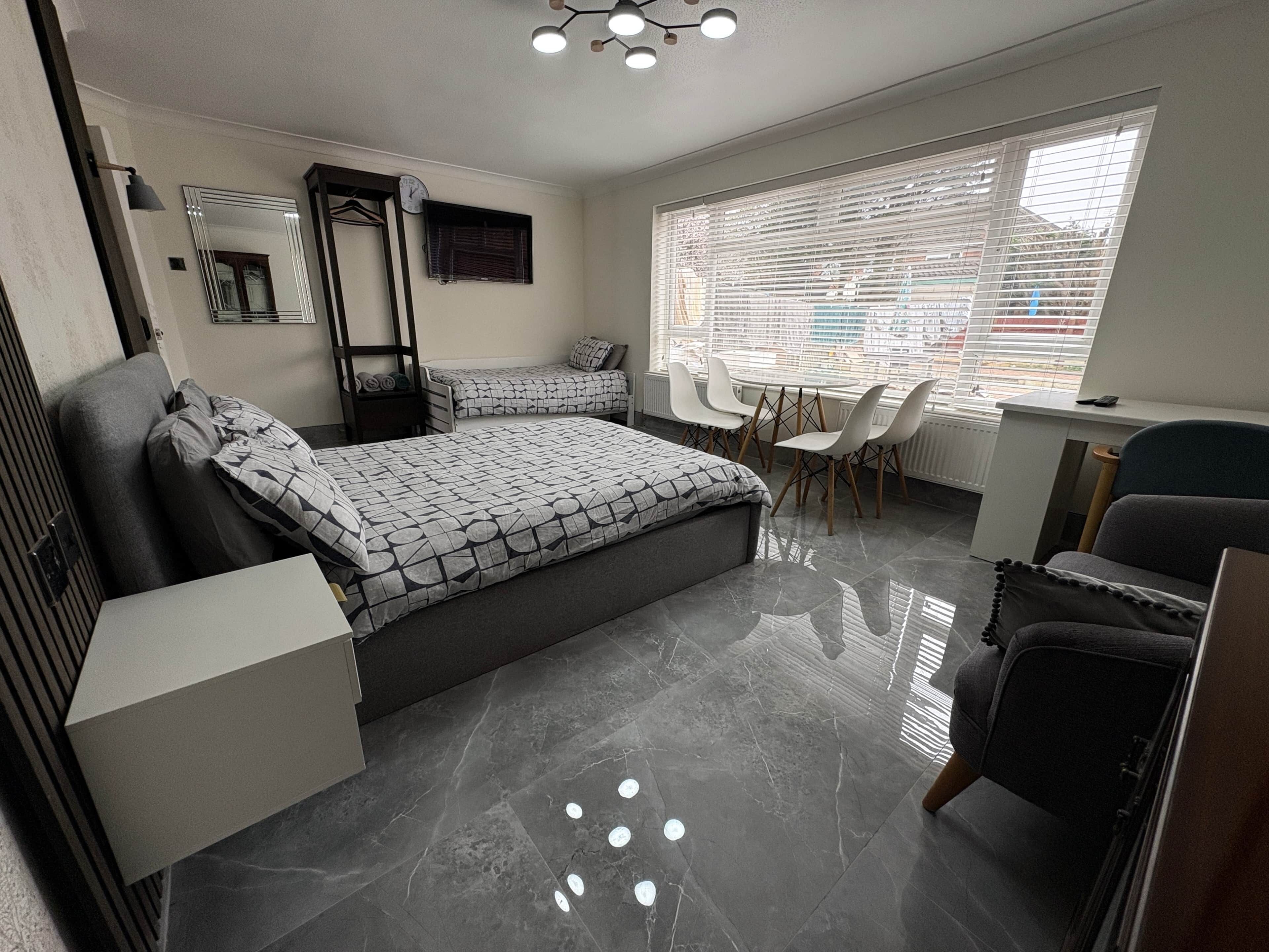 Accès Internet, draps fournis