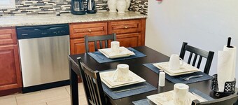 2-bedroom unit private and cozy. Conveniently located near Met Life, NYC, HUMC