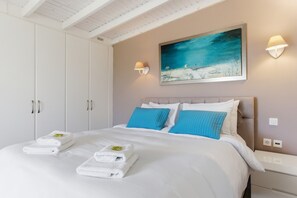 Iron/ironing board, WiFi, bed sheets - Euphoria Country House with Jacuzzi and Barbecue (Agios Ioannis)