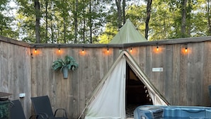 Unclassified image, 5 of 11, button - Glamping tent with hot tub and AC for a relaxing getaway (Mountain View)