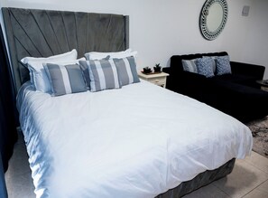 1 chambre, fer et planche à repasser, Wi-Fi gratuit, draps fournis
