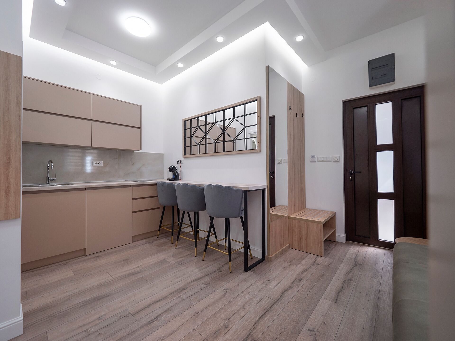 Estudio Deluxe, patio | Cocina privada | Cafetera de espresso y tetera eléctrica 