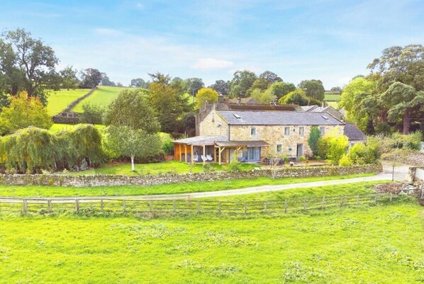 House, 5 Bedrooms, Accessible, Smoking | Exterior - Country Retreat, Long Term Stays hot tub (Harrogate)