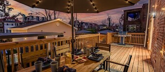 Family Luxury Getaway: Hot Tub, Sauna & Game Room
