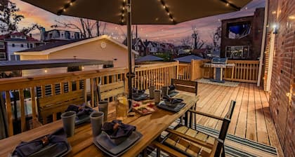 Family Luxury Getaway: Hot Tub, Sauna & Game Room