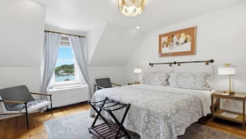 1 slaapkamer, een strijkplank/strijkijzer, gratis wifi, beddengoed