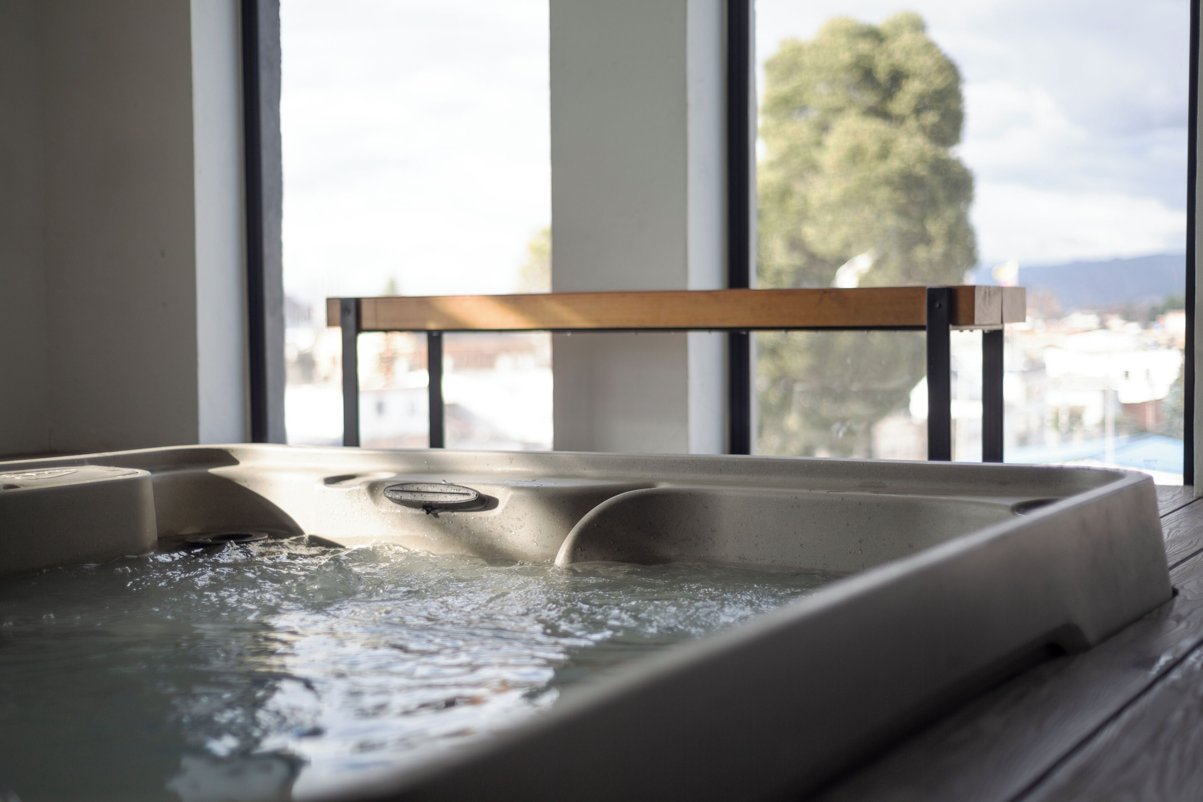 Bồn tắm spa trong nhà