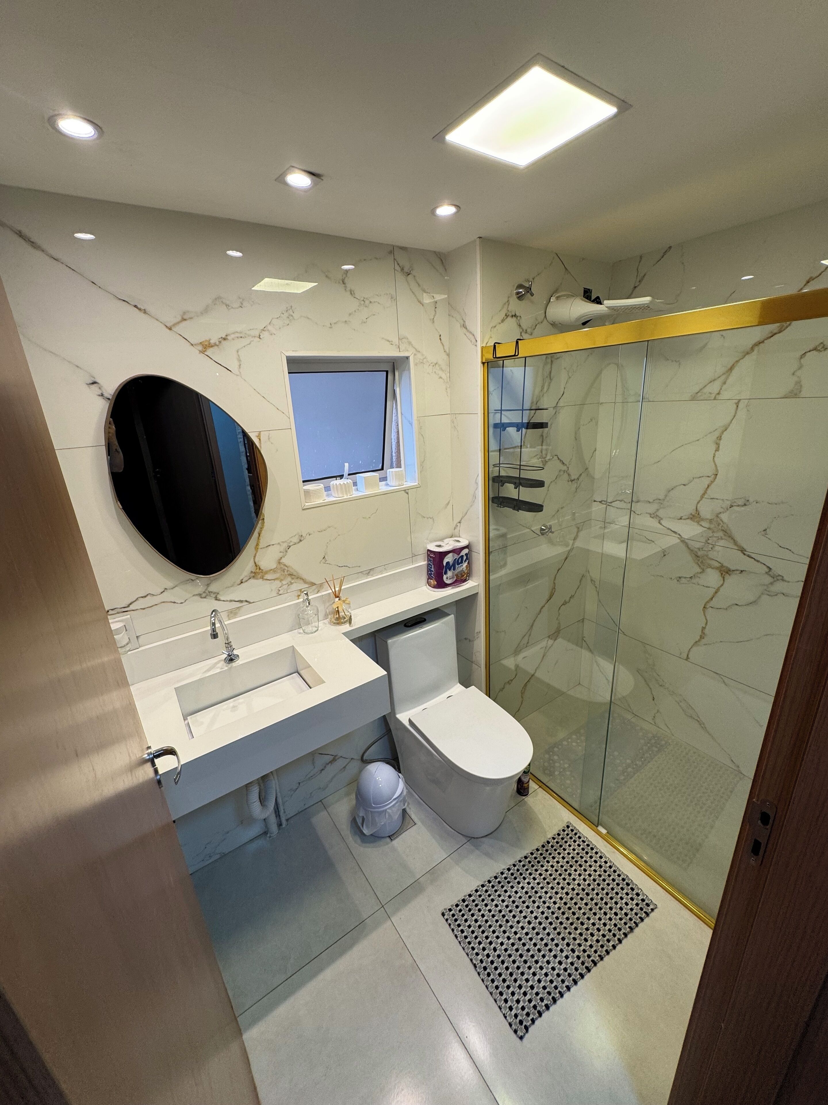 Shower, toilet paper