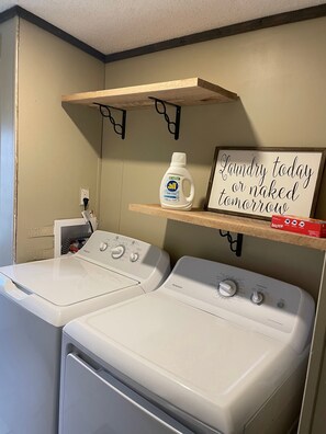 Interior - Peaceful Farm Experience (Urich)