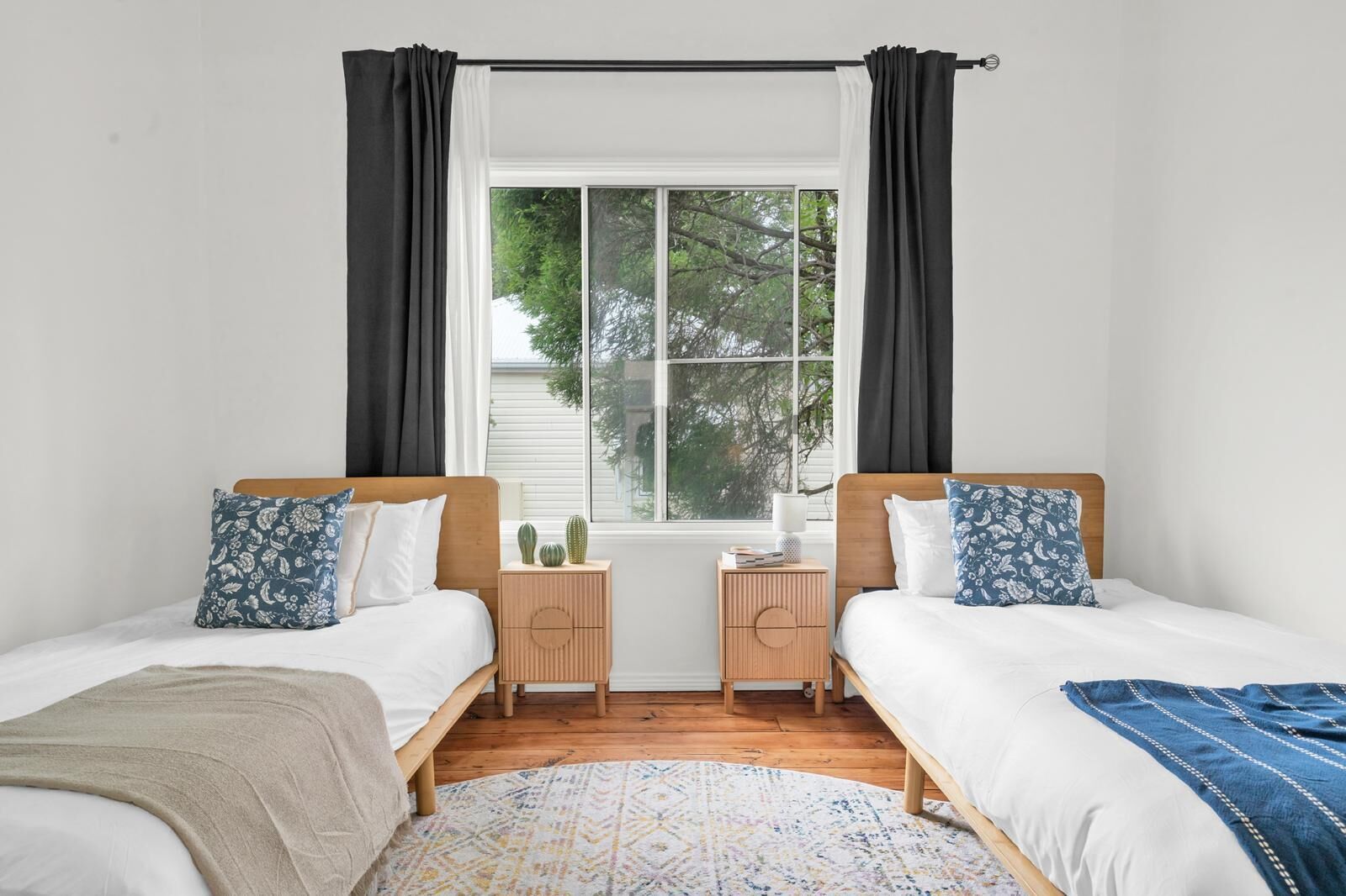 3 Schlafzimmer, Schreibtisch, Bügeleisen/Bügelbrett, kostenloses WLAN