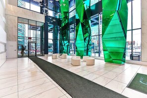 Interior - Stylish Downtown Hub +Parking + Gym, Ent. District (Toronto)