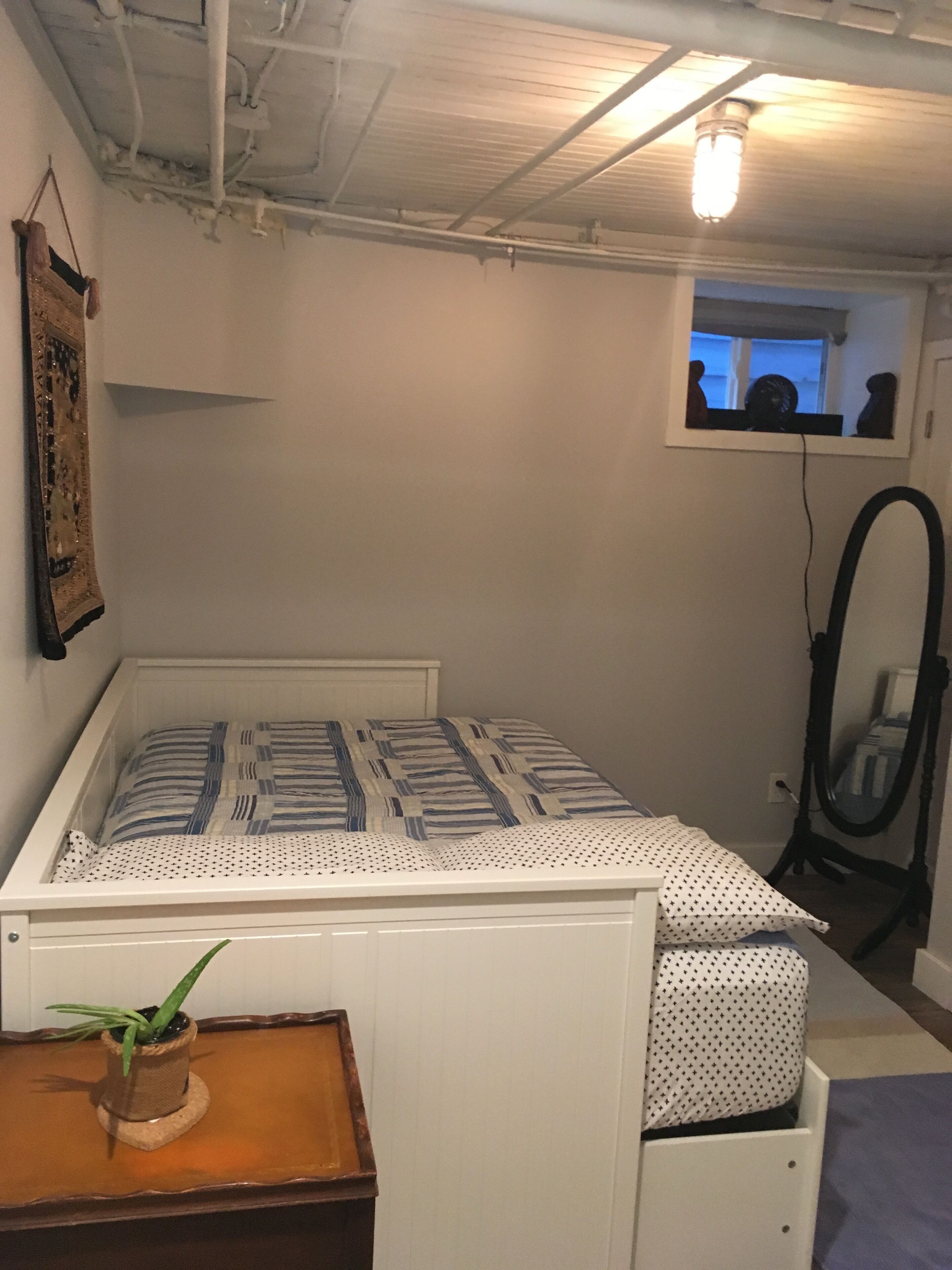 Tabla de planchar con plancha y wifi 