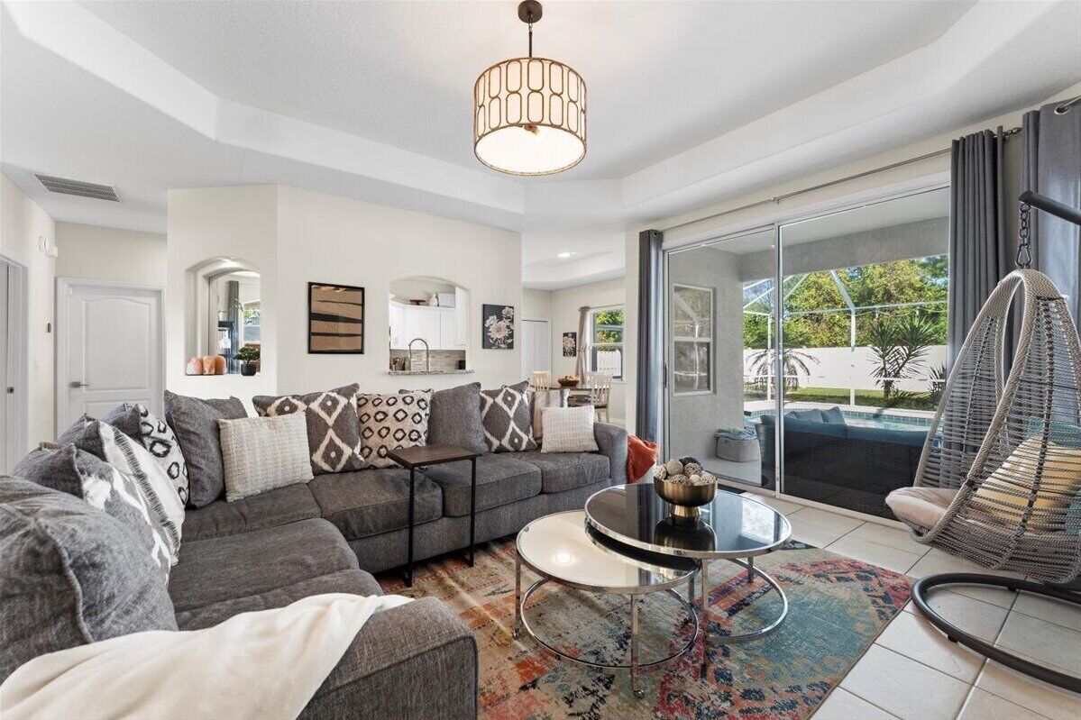 Smart TV, fireplace, offices