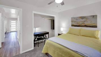 Fer et planche à repasser, Wi-Fi, literie fournie