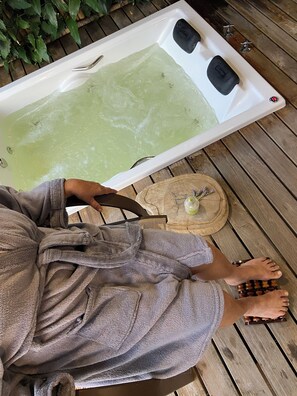 Miscellaneous - Chalet with hot tub: water directly from the Bridal Veil Waterfall heated to 40°C. (Santana do Riacho)