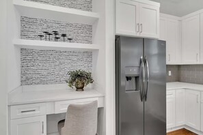 Interior - Stylish Townhome w Rooftop Views, Near Broadway! (Nashville)