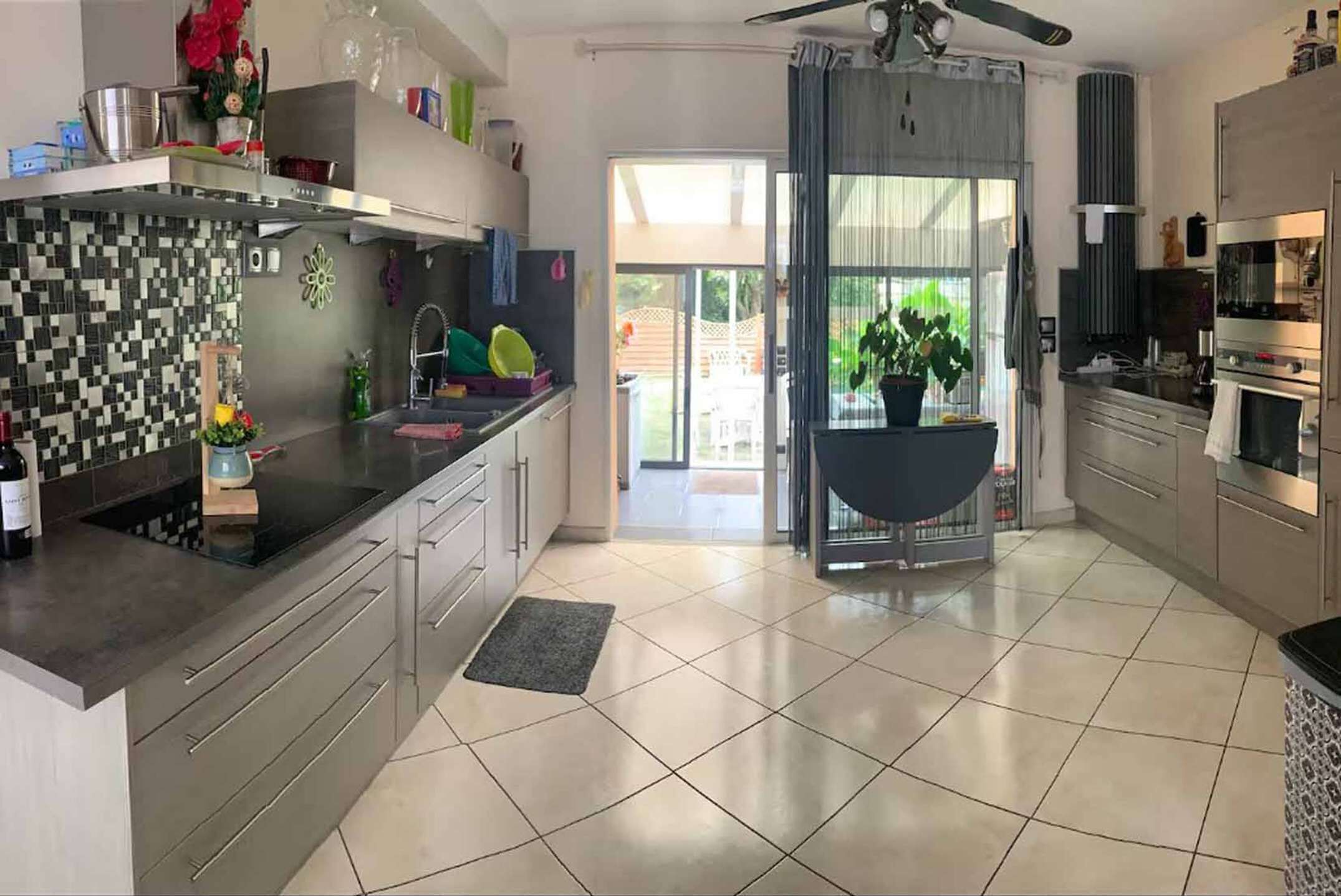 Fridge, microwave, dishwasher, toaster