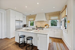 Fridge, microwave, oven, stovetop - Stunning Marsh Views! Plunge Pool, Quiet Kiawah 3BR Home! (Kiawah Island)