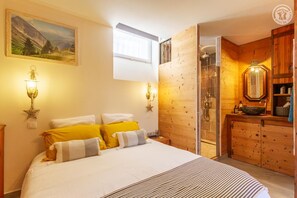 1 bedroom, iron/ironing board, free WiFi, bed sheets - AU FIL DE L'EAU - SAINT PIERRE D'ALBIGNY (SAINT PIERRE D'ALBIGNY)