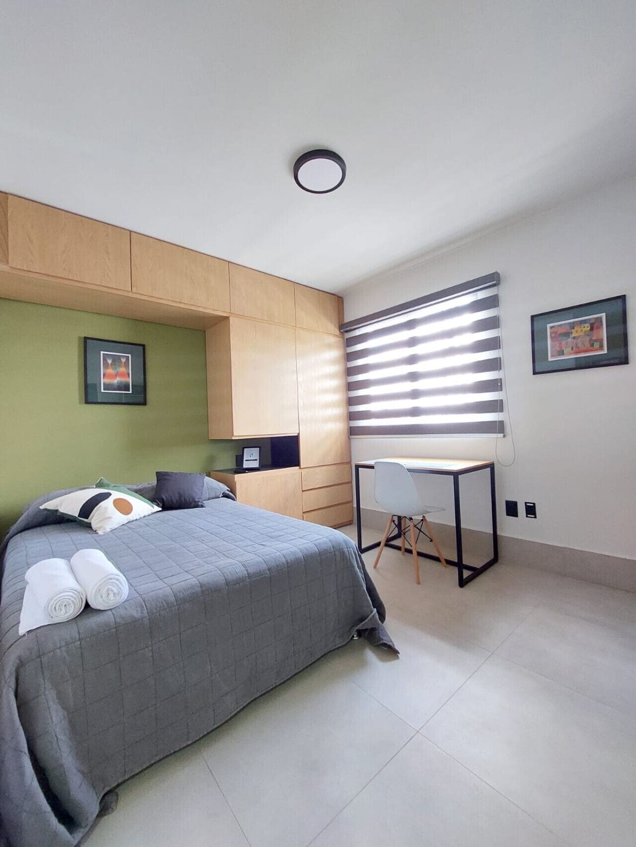 1 bedroom, desk, iron/ironing board, WiFi