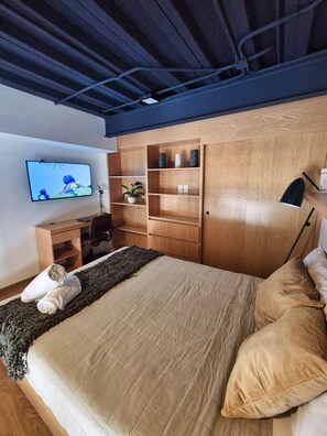 1 bedroom, desk, WiFi - Loft with Mezzanine Style in Colonia Americana (Guadalajara)