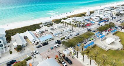 Walk to Seaside, Beach! Private Pool & LSV! Sleeps 24, PETS OK!