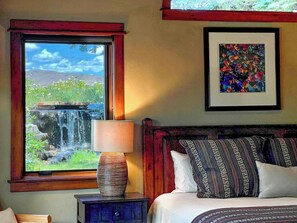 Silitysrauta/-lauta, ilmainen Wi-Fi, vuodevaatteet