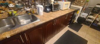 Private room in the Heart of Brampton