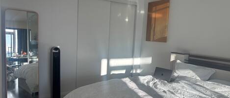 1 bedroom, WiFi, bed sheets