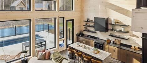 Télévision, cheminée