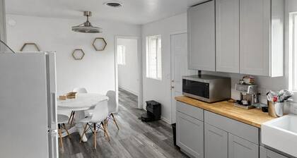 Quaint 4-bedroom house in charming Willits perfect for families