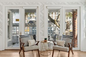 Interior - Grand Pavilion 120 - Premier Beachside Escape - Steps to dining & pools (Isle Of Palms)