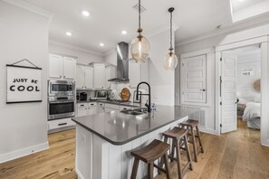 Fridge, microwave, oven, stovetop - Stylish 2BR with Community Pools, Golf Cart & Steps to The Big Chill (Inlet Beach)