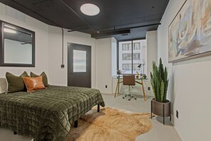2 bedrooms, iron/ironing board, WiFi, bed sheets - Luxury 2-bedroom condo in the heart of downtown Salt Lake City (Salt Lake City)