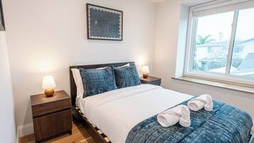 3 soverom, strykejern/-brett, wi-fi og sengetøy