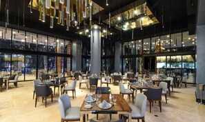 Dining - Oceanfront 3BR Villa at Garza Blanca Cabo - Private Balcony and Airport Transfer (Cabo San Lucas)