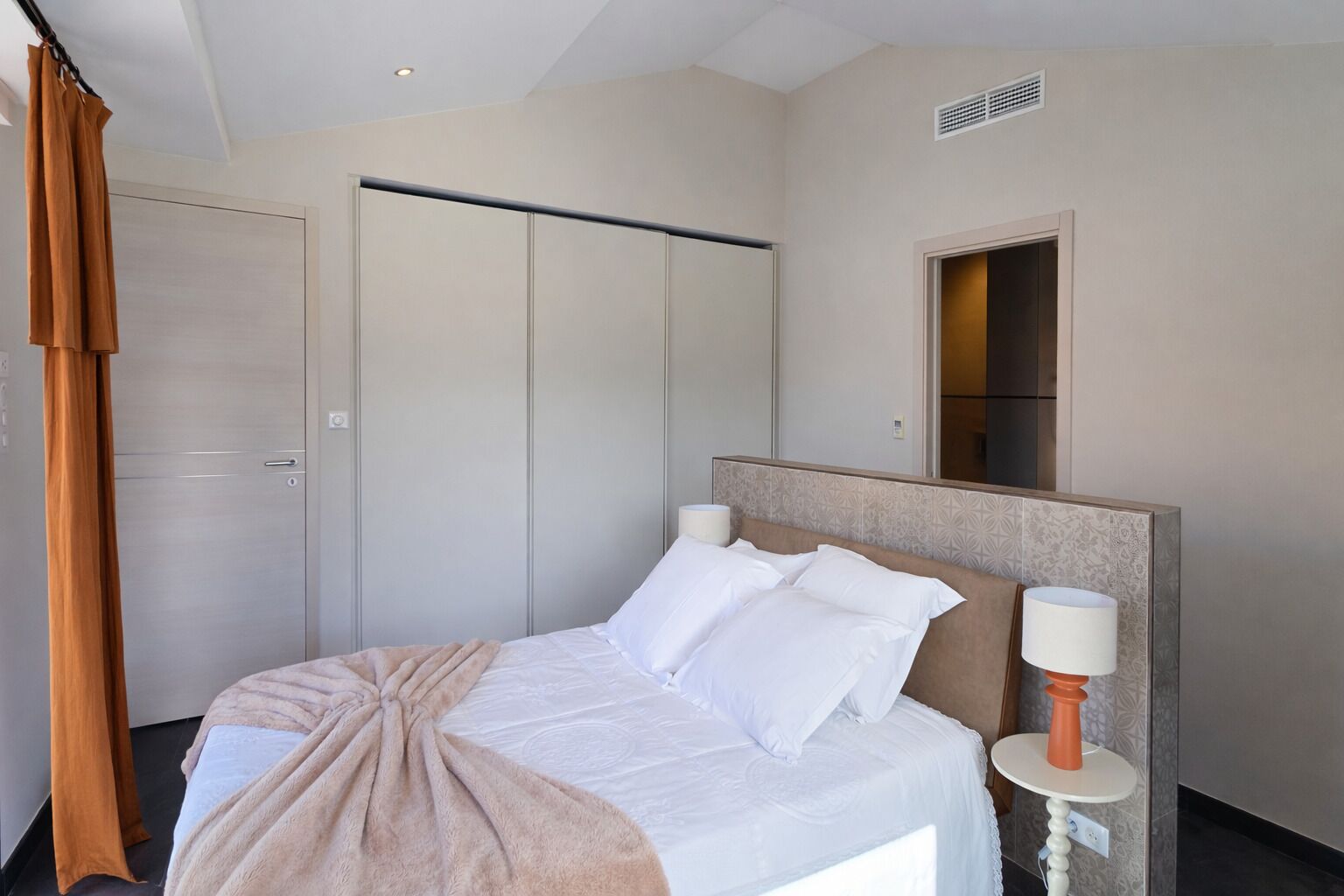 3 chambres, Wi-Fi gratuit, draps fournis