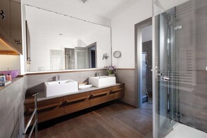 Hair dryer, towels - Villa Giardino Segreto, Close to Sorrento (Sorrento)