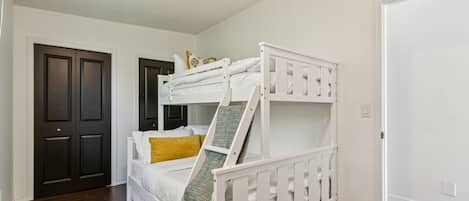 Fer et planche Ă repasser, Wi-Fi, literie fournie