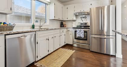 Large Central Calgary Home for Groups & Families — Walk to C‑Train