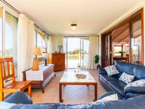 TV - Beautiful farm with pool and garden on the outskirts of sa Pobla. (Sa Pobla)