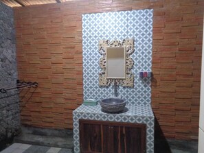 Bathroom - Puri Achyuta (Gianyar)