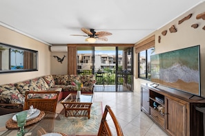 TV, offices - Steps to Kamaole III | Maui 2BR Condo (Kihei)